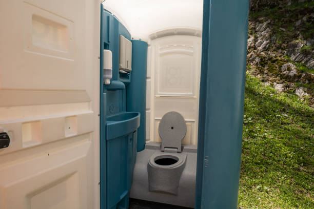 Best Luxury portable toilet rental  in Cary, NC