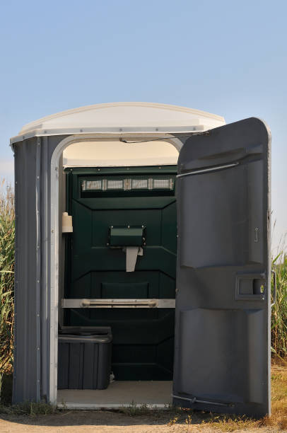 Porta potty delivery and setup in Cary, NC